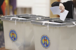 Peste 1,5 milioane de moldoveni au votat