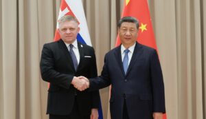 Xi Jinping i-a cerut ajutorul premierului slovac pentru îmbunătățirea relațiilor diplomatice cu Uniunea Europeană