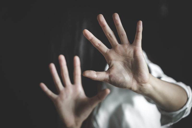 Senatul a adoptat o lege care promite că întărește protecția victimelor violenței domestice