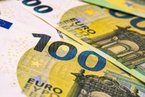 O menajeră din Italia, considerată săracă, a lăsat moștenire o sumă uriașă unui cămin de bătrâni. Câți BANI avea, de fapt, femeia în cont