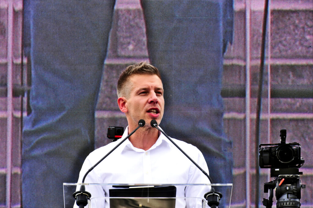 Opoziția ungară susține că este victima unui atac cibernetic