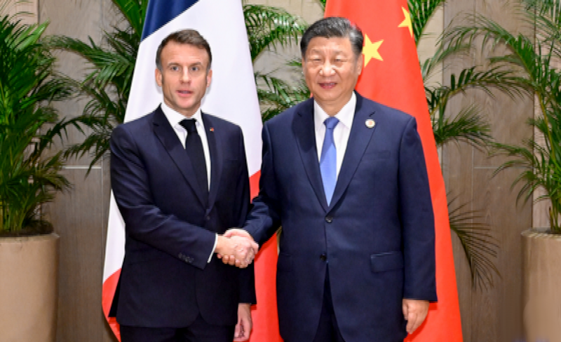 Macron a amenințat China cu taxe vamale „în următoarele luni”