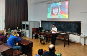 Educație dincolo de școală. Societatea de mâine începe cu lecturile de azi