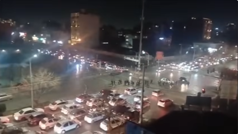 Iran: Liderul suprem acuză protestatarii că „încearcă să-l facă fericit pe Trump”