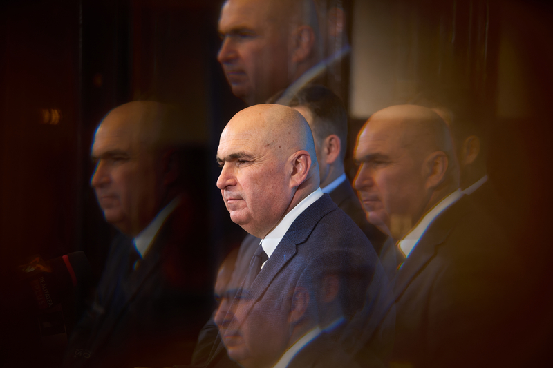 Ministrul Justiției, acuzat de plagiat. Bolojan: Evaluez colegii după ce fac în mandate