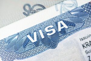 Administrația Trump a revocat peste 100.000 de vize pentru neimigranți de la începutul mandatului